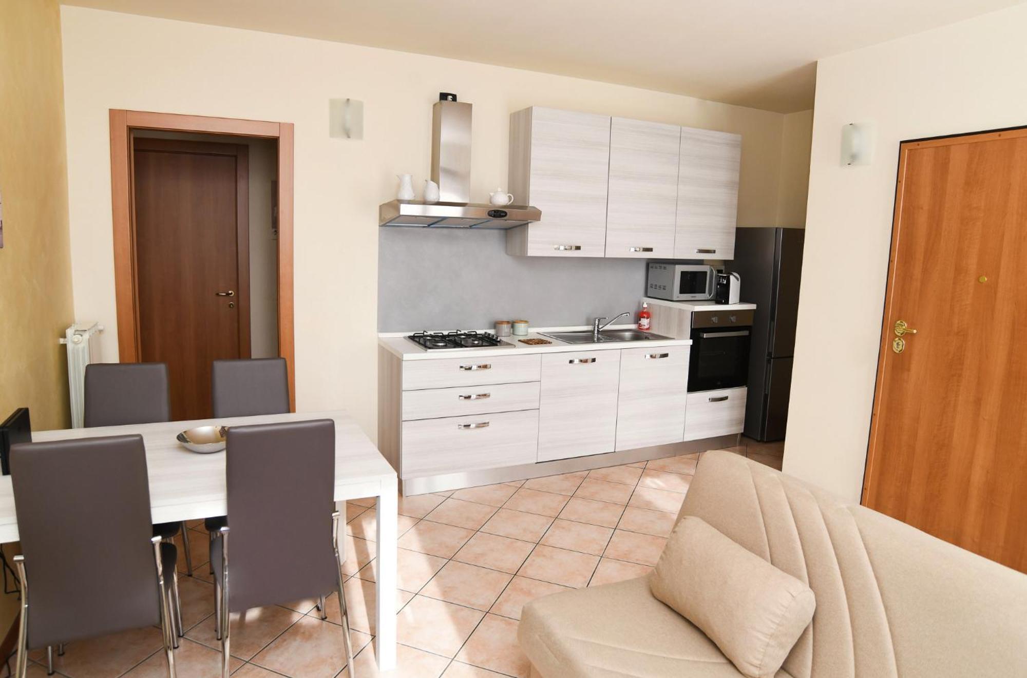 Rovato Entire Apartment In The Capital Of Franciacorta Eksteriør billede