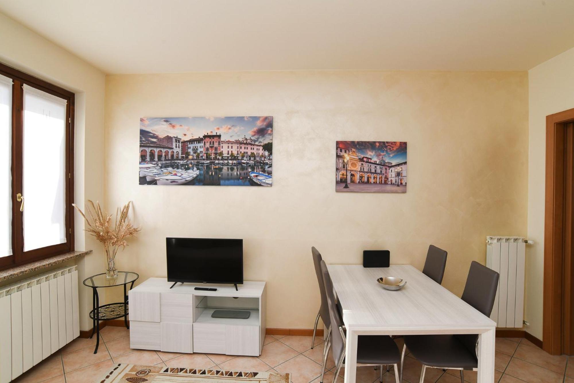 Rovato Entire Apartment In The Capital Of Franciacorta Eksteriør billede
